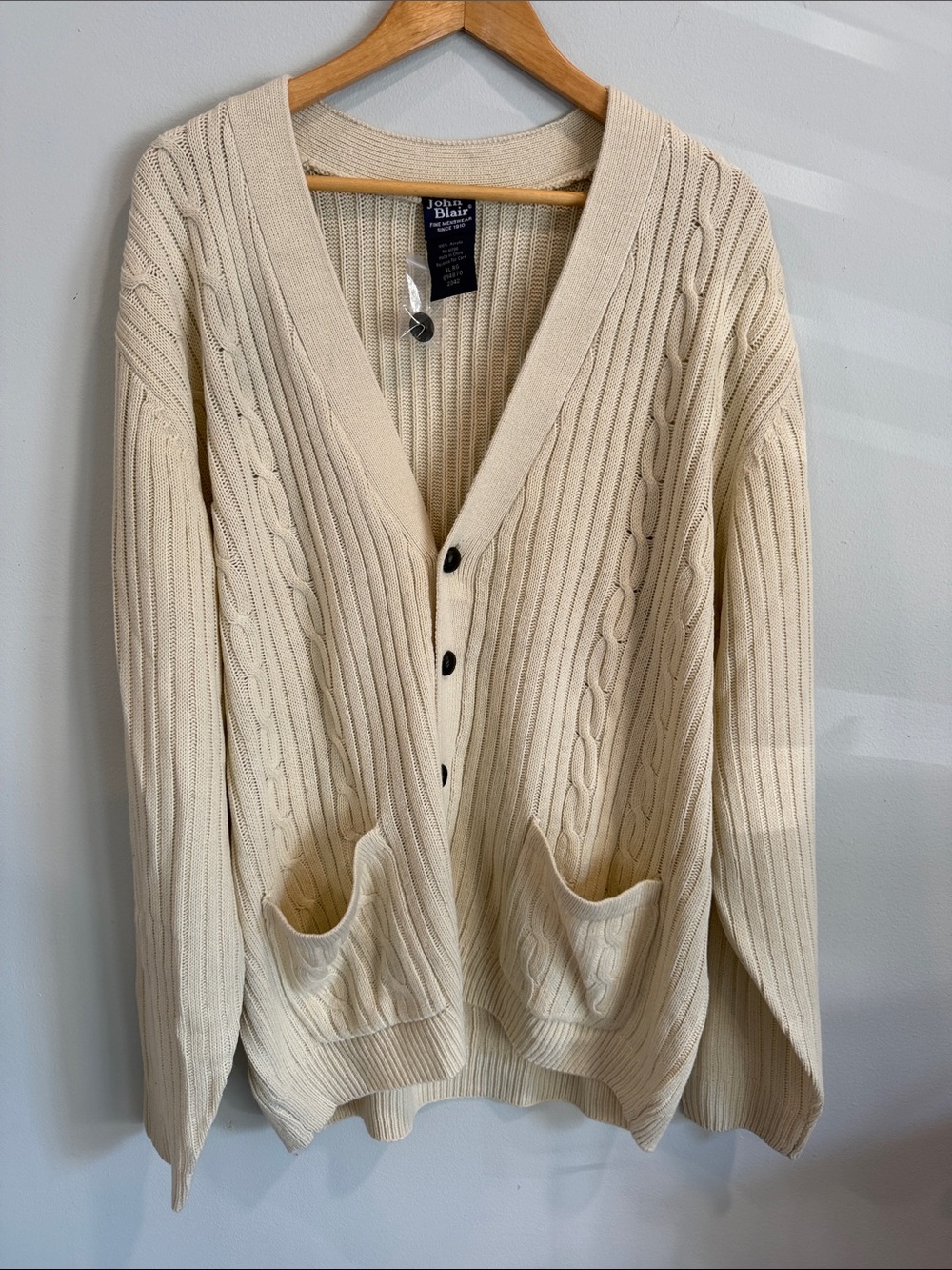 John Blair Men’s  Cream Cable-Knit V-Neck Cardigan